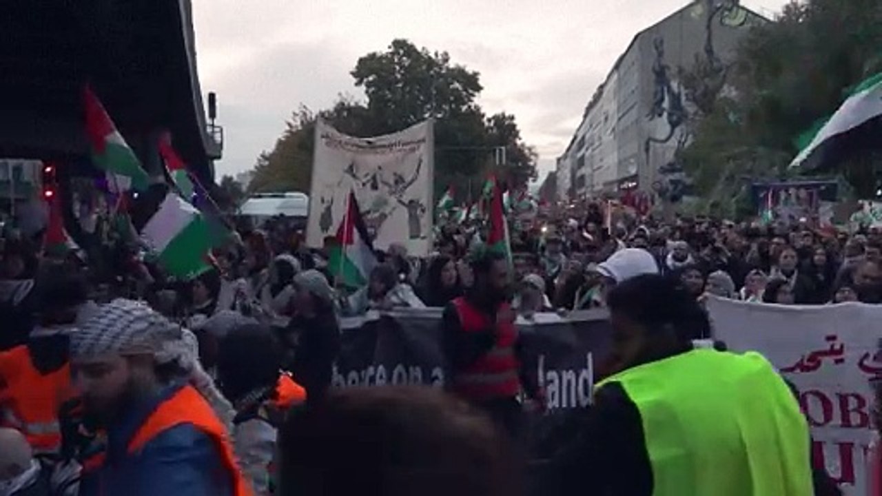 Tausende bei pro-palästinensischer Demo in Berlin