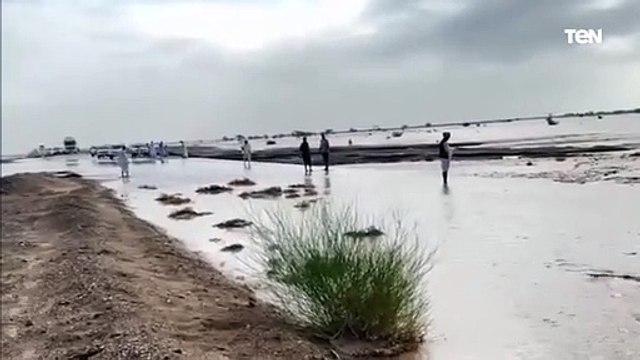 أمطار رعدية تصل إلى حد السيول تضرب حلايب وشلاتين وإعلان حالة الطوارئ