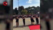 Cumhuriyet 100. yaşını kutluyor: İzmir Atatürk Lisesi öğrencilerinden vals gösterisi!
