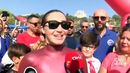 Suyun altında 29 Ekim coşkusu! Cumhuriyet için maviliklere daldı