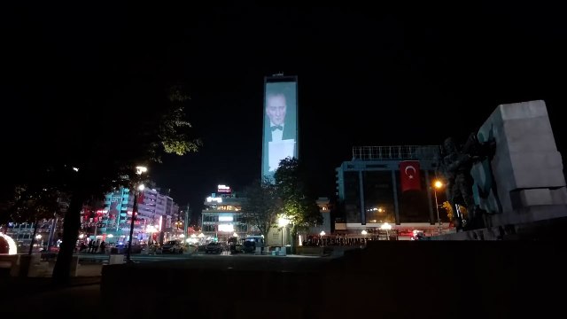 Ankara Büyükşehir Belediyesi'nden Cumhuriyet'in 100. yılına özel görsel şölen hazırlandı