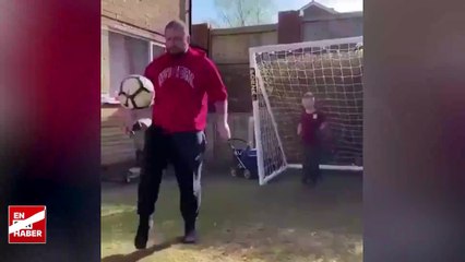 Oğluna gol atmak isteyen sakar baba