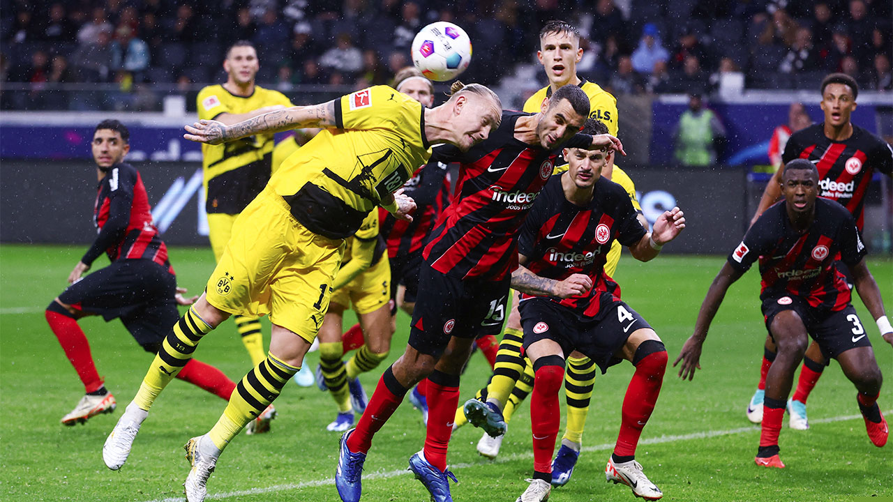 Eintracht Frankfurt v Borussia Dortmund