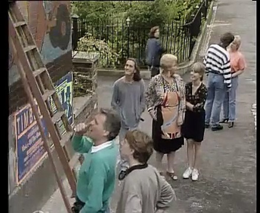 Eastenders (2nd August 1990) video Dailymotion