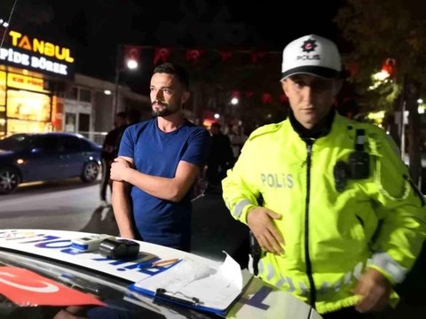 Aksaray'da alkollü araç kullanan sürücü polise yakalandı