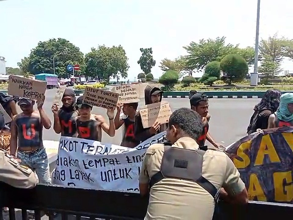 Mahasiswa Ternate Menolak Penggusuran dan Pencemaran Lingkungan