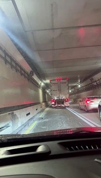 Truck Scrapes In The Sumner Tunnel