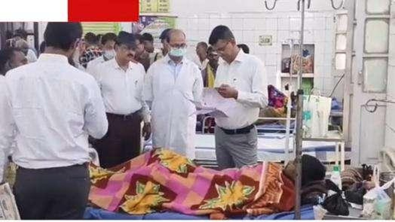 रोहतास: सासाराम अस्पताल में डीएम के औचक निरीक्षण, अस्पताल में मचा हड़कंप