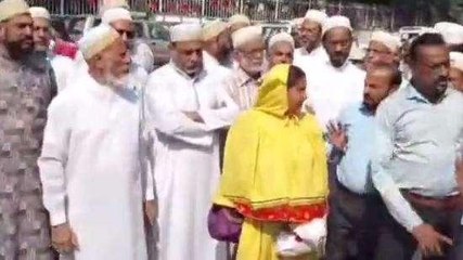 उदयपुर: दो सगी बहनों के मर्डर का मामला, बोहरा समुदाय ने किया प्रदर्शन, रखी ये मांग