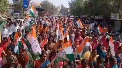 बैतूल: कांग्रेस प्रत्याशी सुखदेव पांसे की नामांकन रैली में पहुंचे छिंदवाड़ा सांसद नकुल नाथ