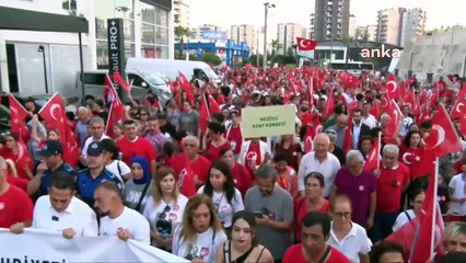 Mezitli Belediyesi Cumhuriyet Yürüyüşü Düzenledi