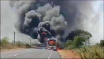 Video: चलती बस बनी आग का गोला, जान बचाकर भागे यात्री और फिर..