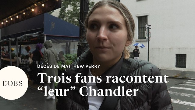 Après le décès de Matthew Perry, l'hommage à Chandler devant l'immeuble de Friends