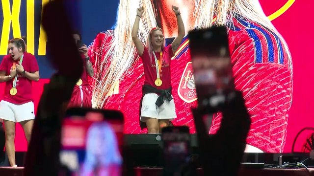 La centrocampista española Aitana Bonmatí gana el Balón de Oro 2023