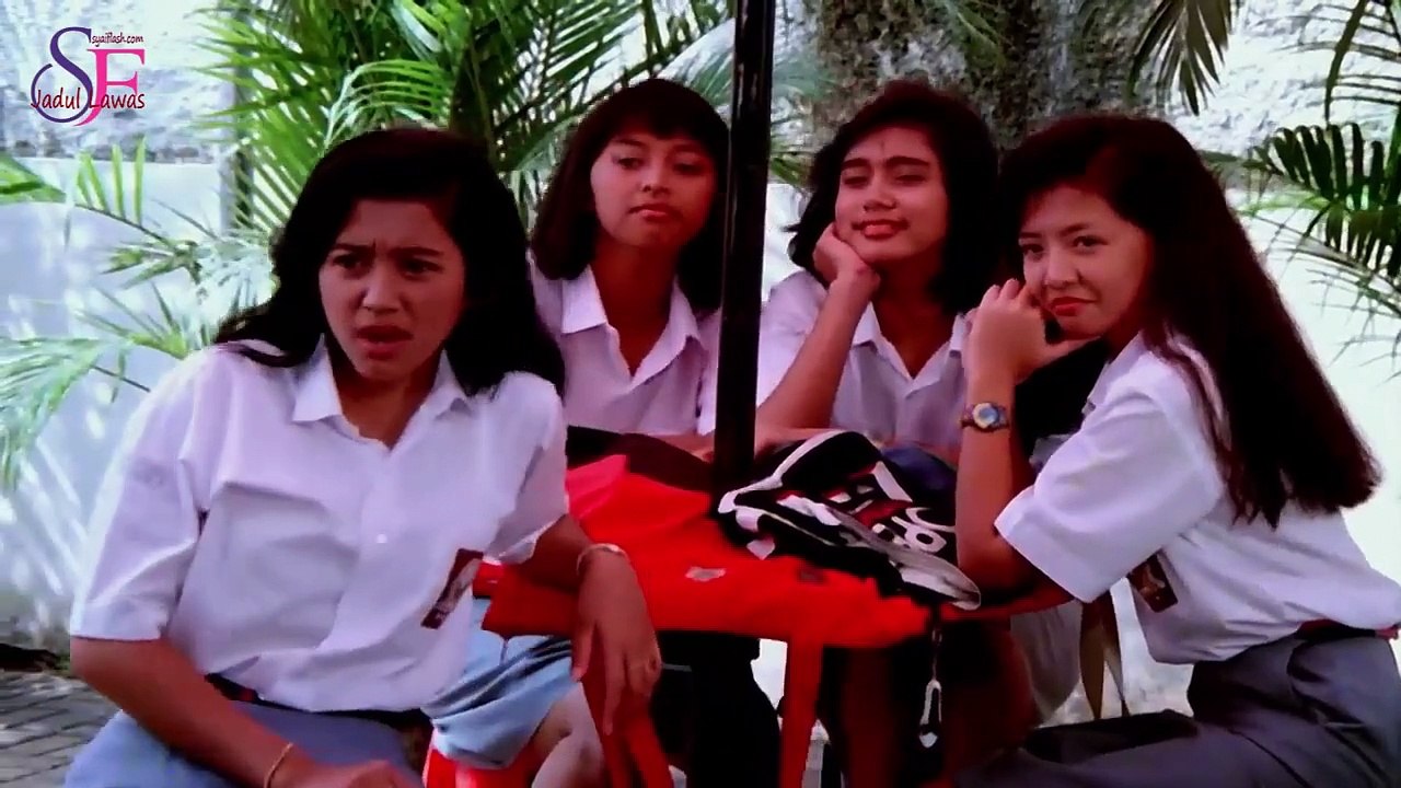 Blok M Desi Ratnasari Paramitha Rusady