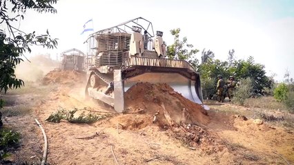 İsrail ordusu kara saldırısından görüntüler yayınladı