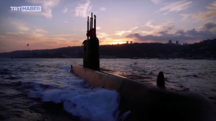 MSB’den Boğaz paylaşımı:   Denizaltılarımız 100. yıl için 'göründü'