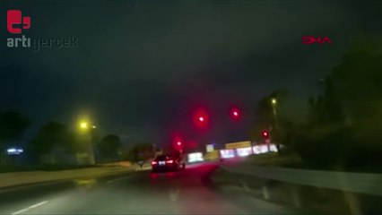 Camdan sarkarak yolculuk ettiler