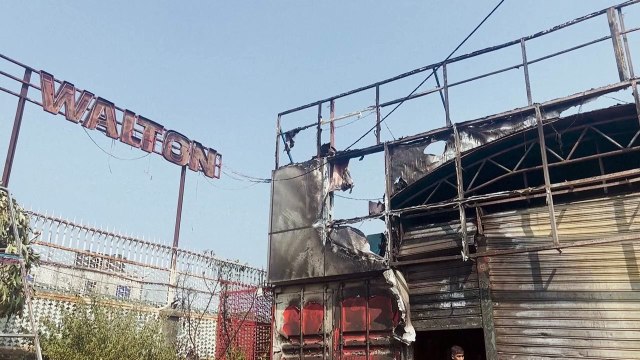 مواجهات بين الشرطة وعمال في قطاع صناعة الملابس في بنغلادش