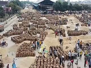 बारां कृषि मंडी ठसाठस, आज नीलाही नहीं होगी
