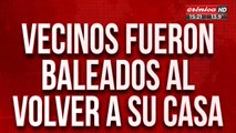 Así balearon a dos vecinos cuando volvían a su casa: el barrio pide seguridad
