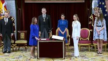 La princesa Leonor juró lealtad a una España dividida