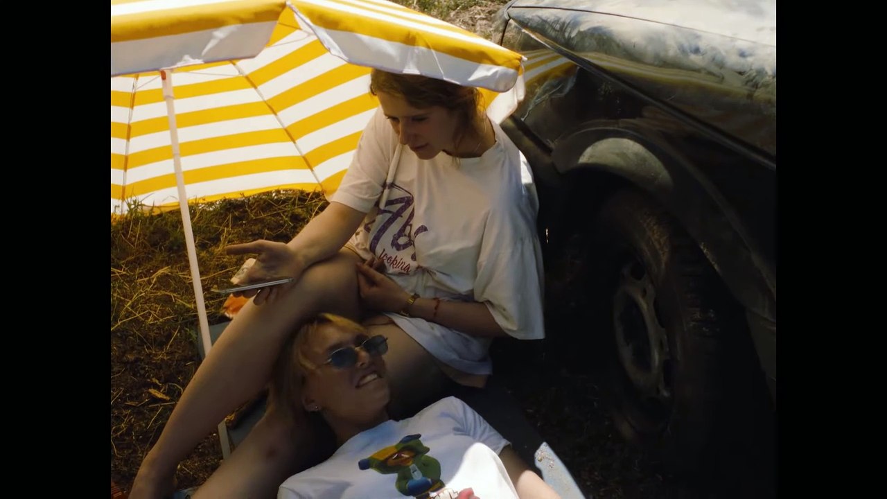 DEAD GIRLS DANCING Film - Clip und Trailer