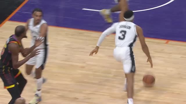 Johnson steals from Durant to make game-winning shot