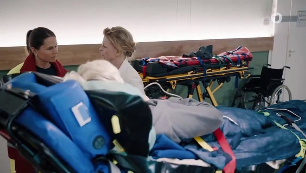 In aller Freundschaft: Eine schwere Geburt | Folge 1031