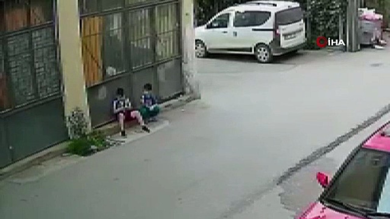 9 yaşındaki çocuğa biber gazıyla saldırdı