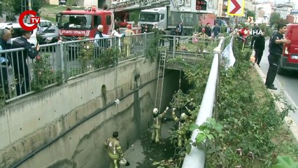 Bağcılar’da bir kişi dere yatağındaki demir parmaklıklarında asılı bulundu