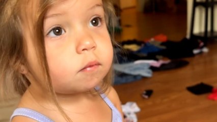 'Fix your attitude!' - Toddler tells her sister to fix her attitude with her