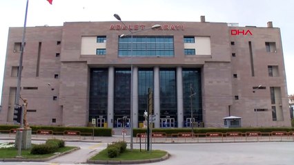 Eskişehir'de İzinsiz Yürüyüşte 5 Polis Yaralandı, 4 Üniversite Öğrencisi Gözaltına Alındı