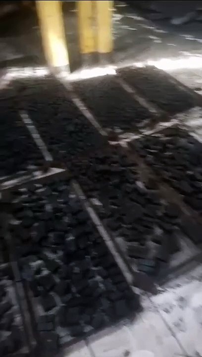 Bricket Charcoal