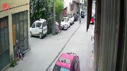 Kimliği belirsiz kişi, dokuz yaşındaki çocuğun yüzüne biber gazı sıkıp kaçtı