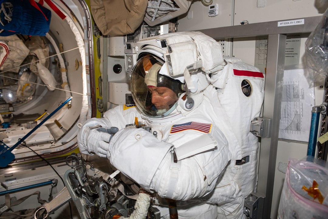 Spacewalk with Astronauts Jasmin Moghbeli and Loral O'Hara: Nov. 1, 2023 (Official NASA Broadcast)