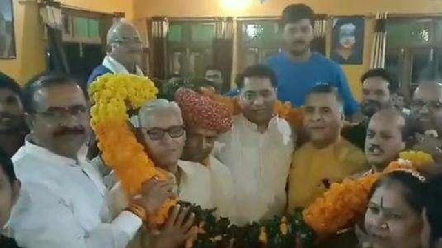 अजमेर: भाजपा की बैठक में नजर आई फूट, दूसरे गुट ने बनाई दूरी