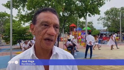 Vecinos del padre del futbolista colombiano Luis Díaz marchan por su liberación