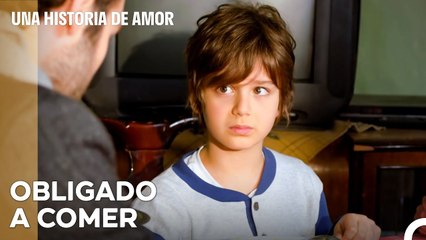 Me Obligó A Comer Cuando Iba A Hacer Un Regalo - Una Historia De Amor