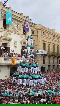 Els Verds descarreguen un 3 de 10 amb folre i manilles