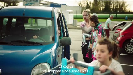 Petites Bande-annonce (EN)