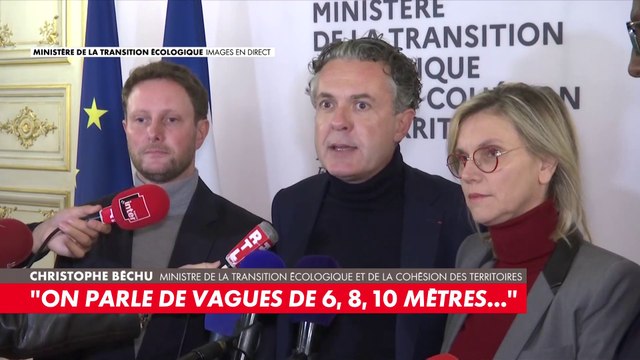 Christophe Béchu : «Des feuilles sous les arbres, une prise au vent qui est très importante […], peuvent entraîner des déracinements. D'où des consignes, localisées dans les différentes mairies, d'interdiction de fréquentations des parcs»