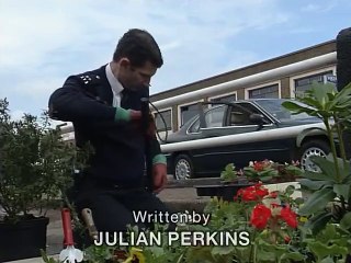 The Bill S14E68 Three Cheers