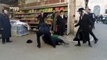 İsrail polisi, Filistin bayrağı asan anti-Siyonist Yahudilere saldırdı
