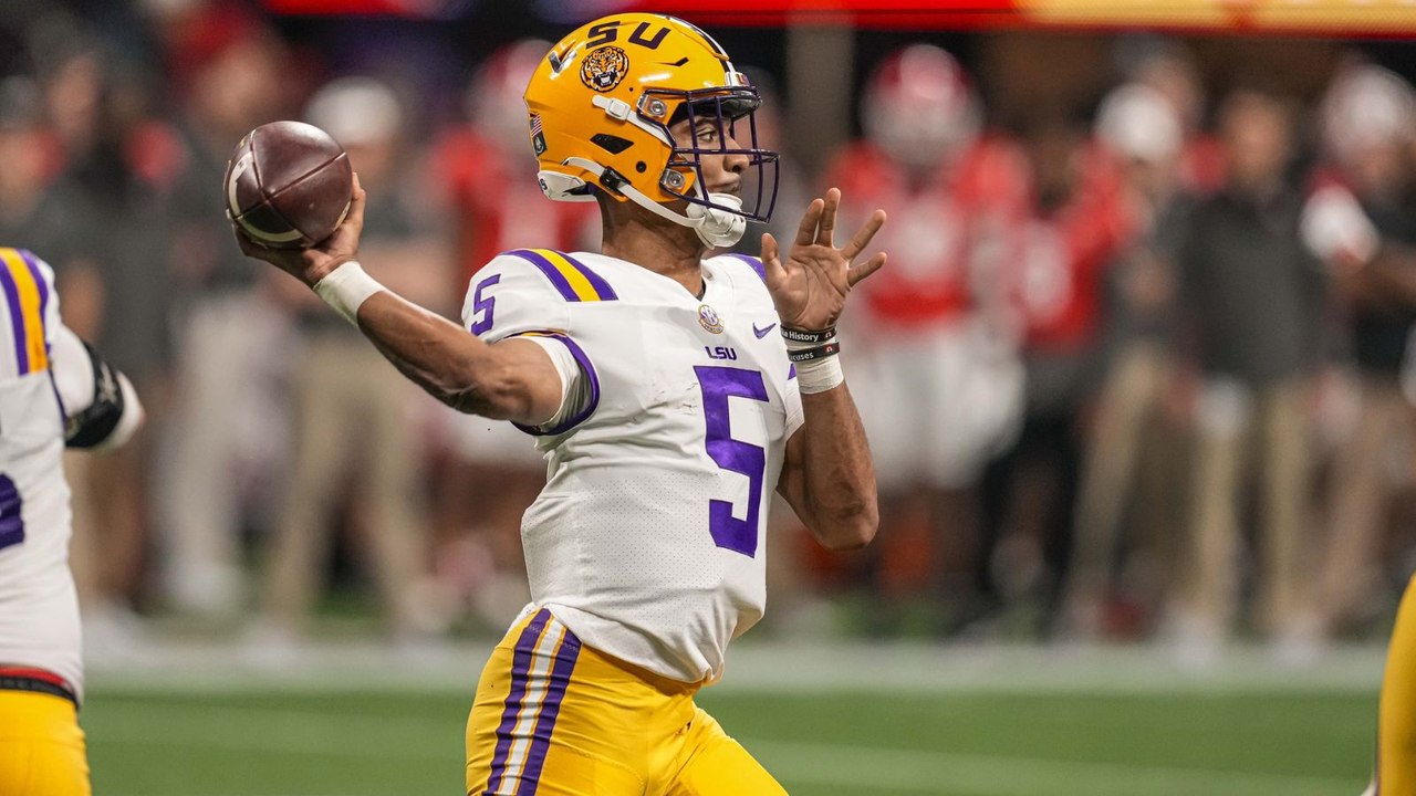 LSU-Alabama: High-Scoring Game, LSU QB Holds Advantage