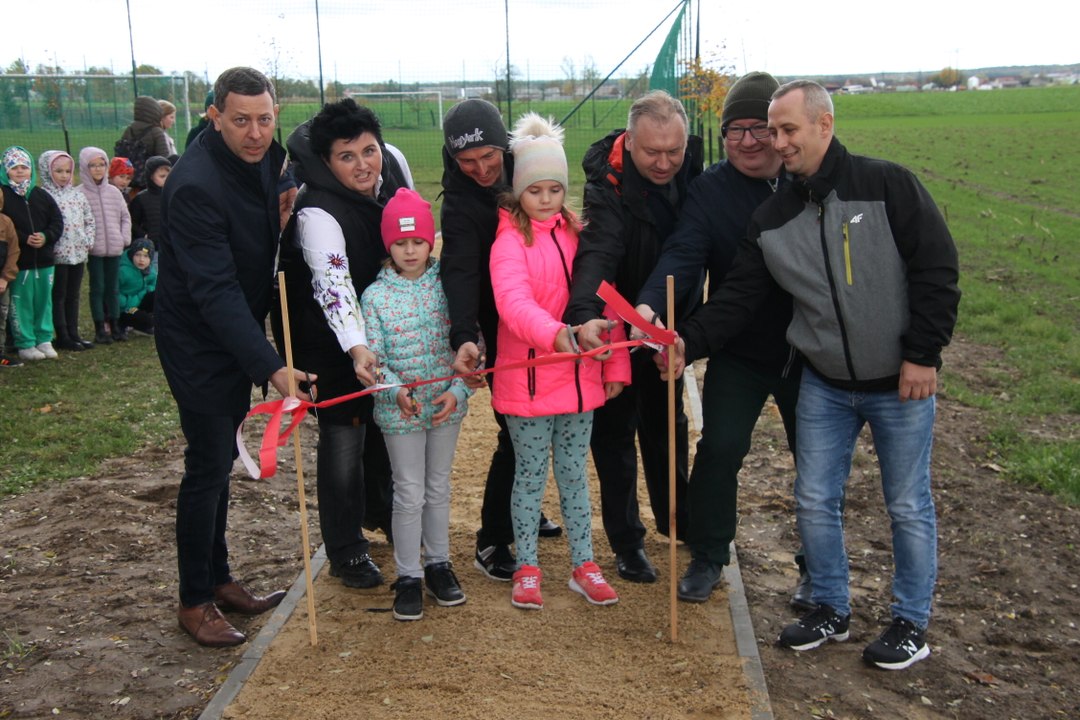 Święto Pyry i Plonów oraz otwarcie bieżni do skoków w dal w Baszkowie