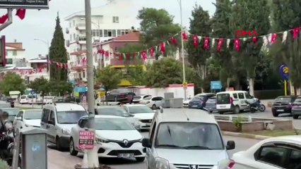 Emekli İşçiler, Tazminatlarını Alamayınca Belediye Şirketinin Aracını Haczetti