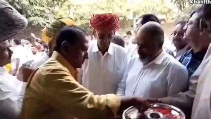 अजमेर: कांग्रेस में सुलह, बगावत के बाद एक जाजम पर नजर आए दिग्गज नेता