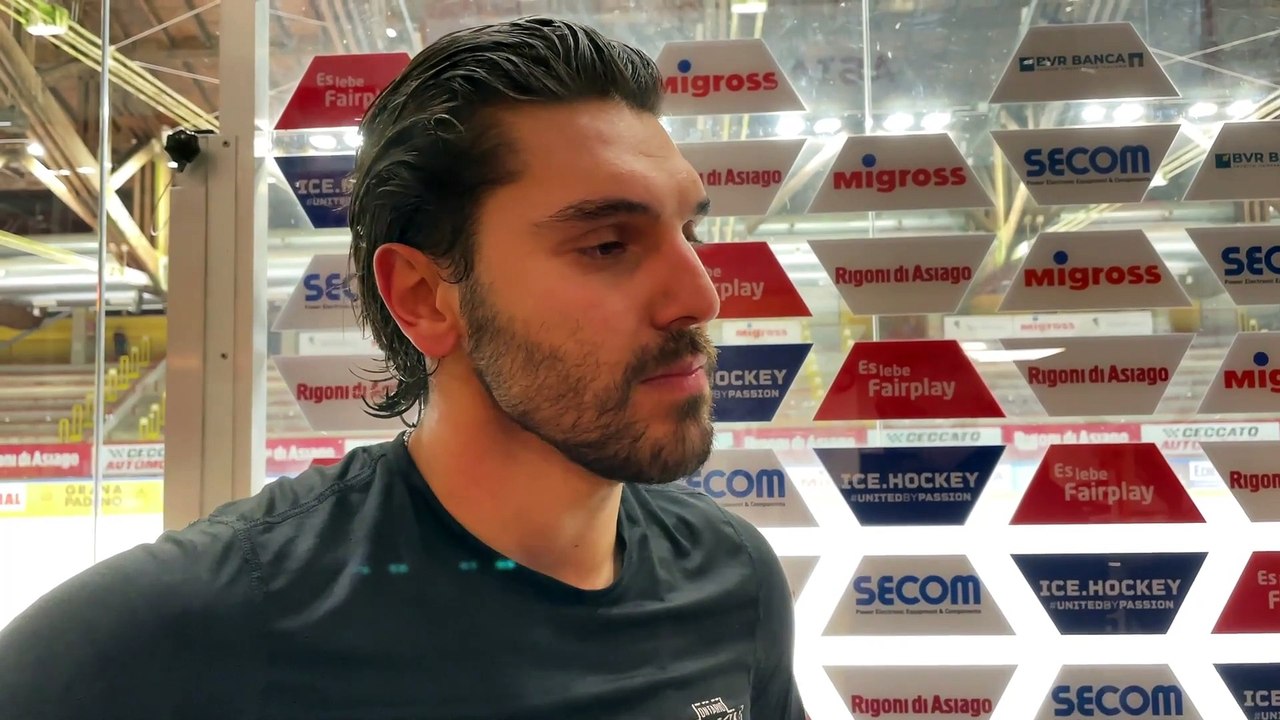 Alex Ierullo (ASI) nach der OT-Niederlage gegen den VSV