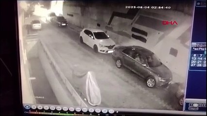 İstanbul'da Otomobil Hırsızlığı Çetesine Operasyon: 3 Tabanca ve 104 Mermi Ele Geçirildi